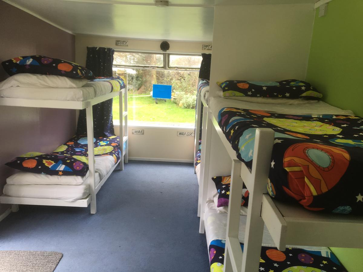 Skye Backpackers Pansiyon Kyleakin Dış mekan fotoğraf